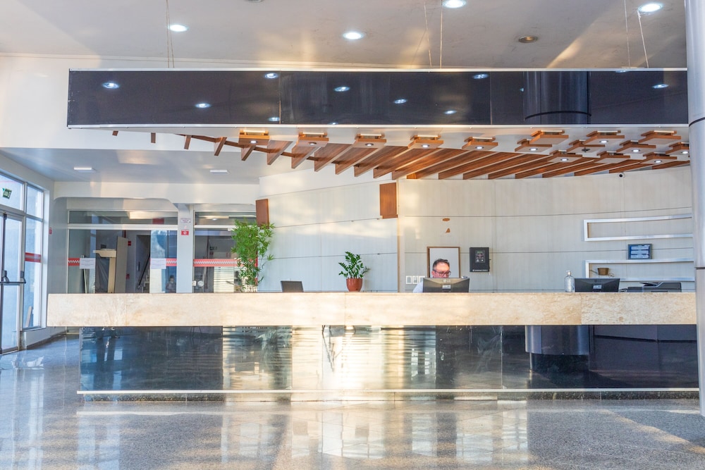 Foz Budget Hotel 12/60