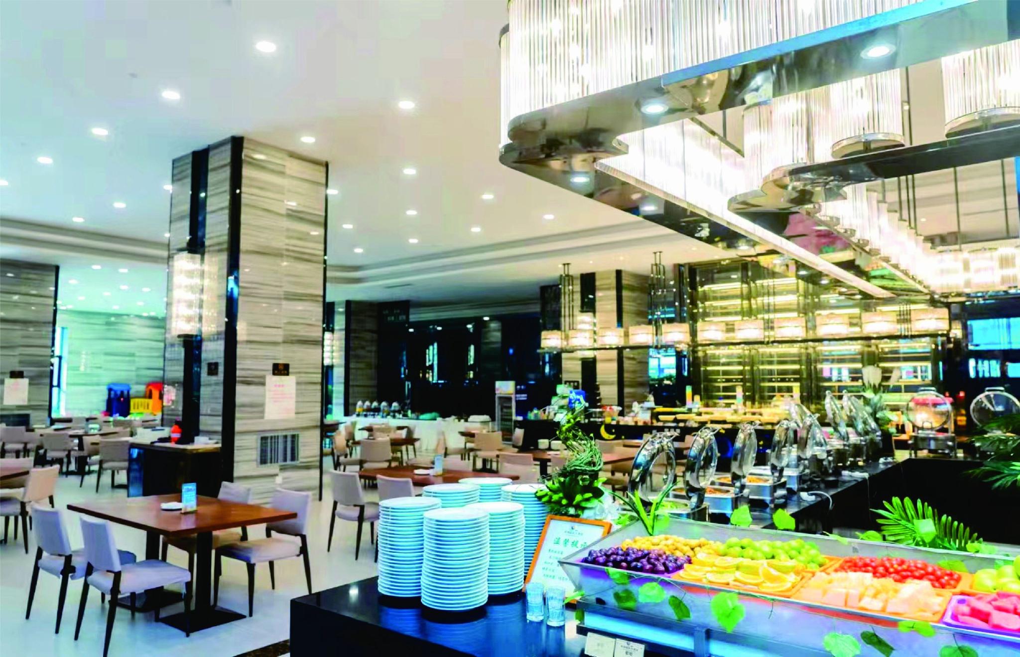 Qiankun International Hotel Xiaogan 14/23