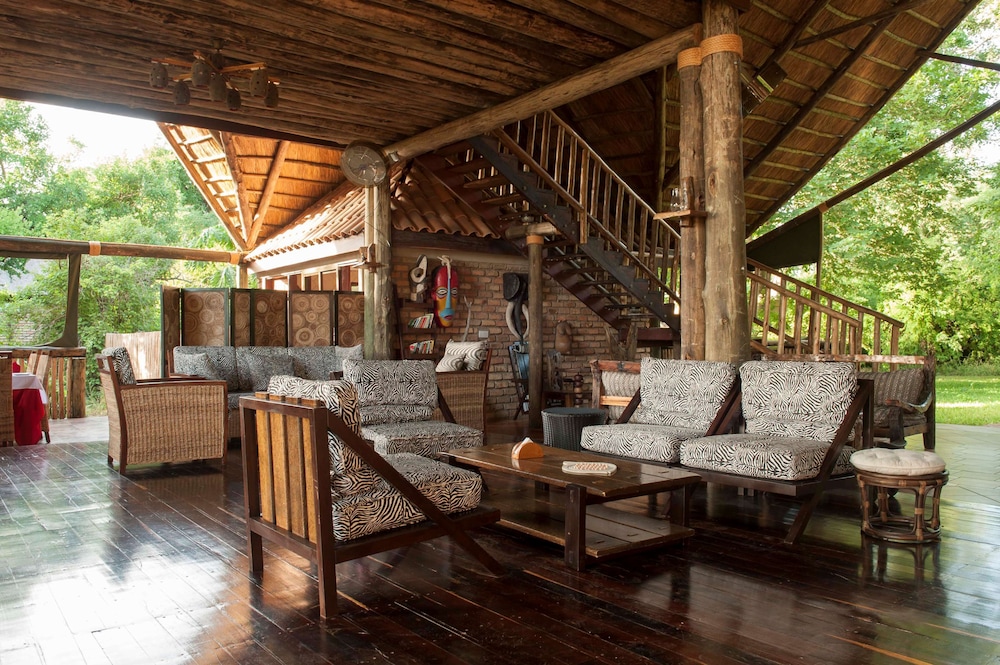SELOUS KINGA LODGE 27/48