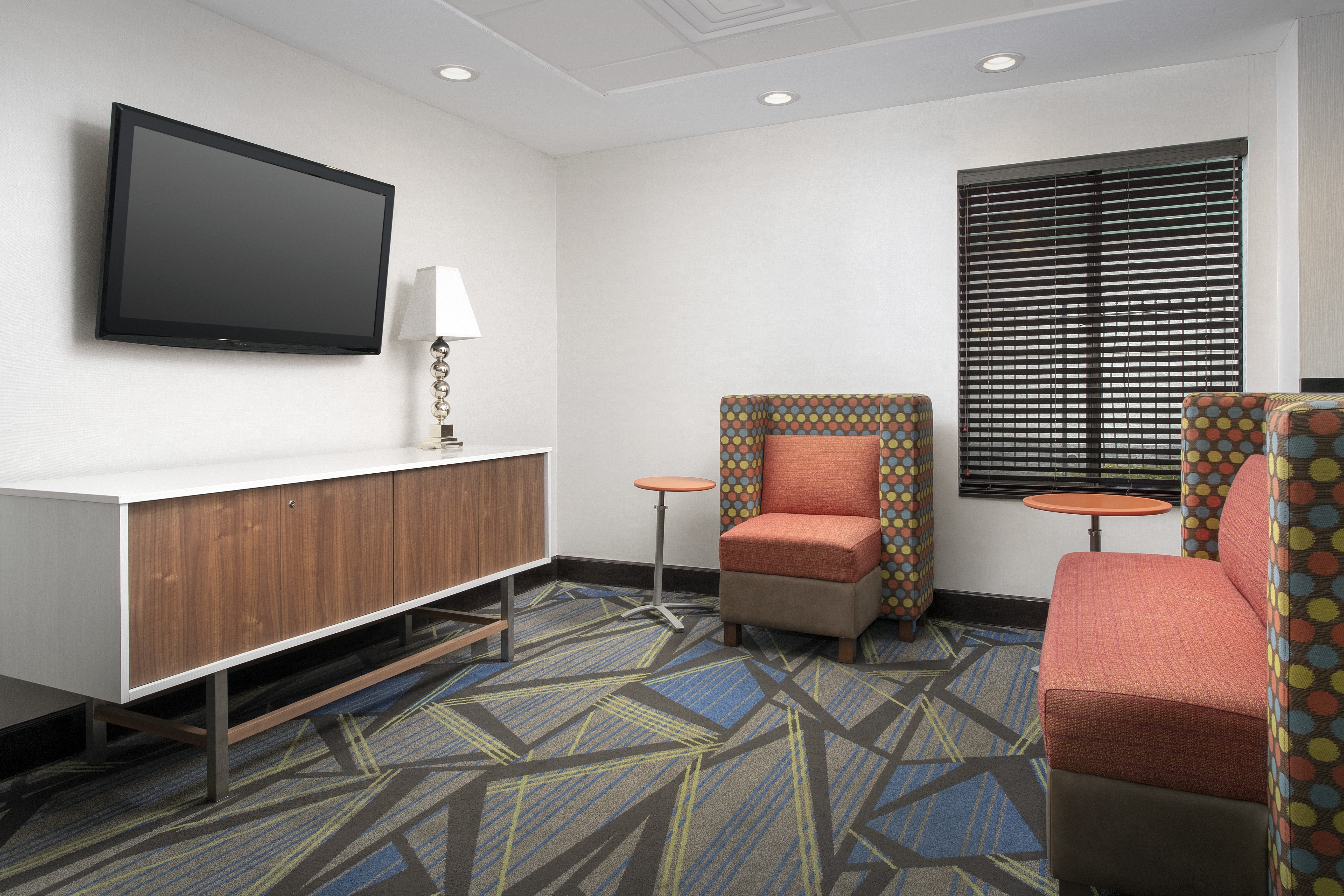 Holiday Inn Express Washington DC-BW Parkway 65/73