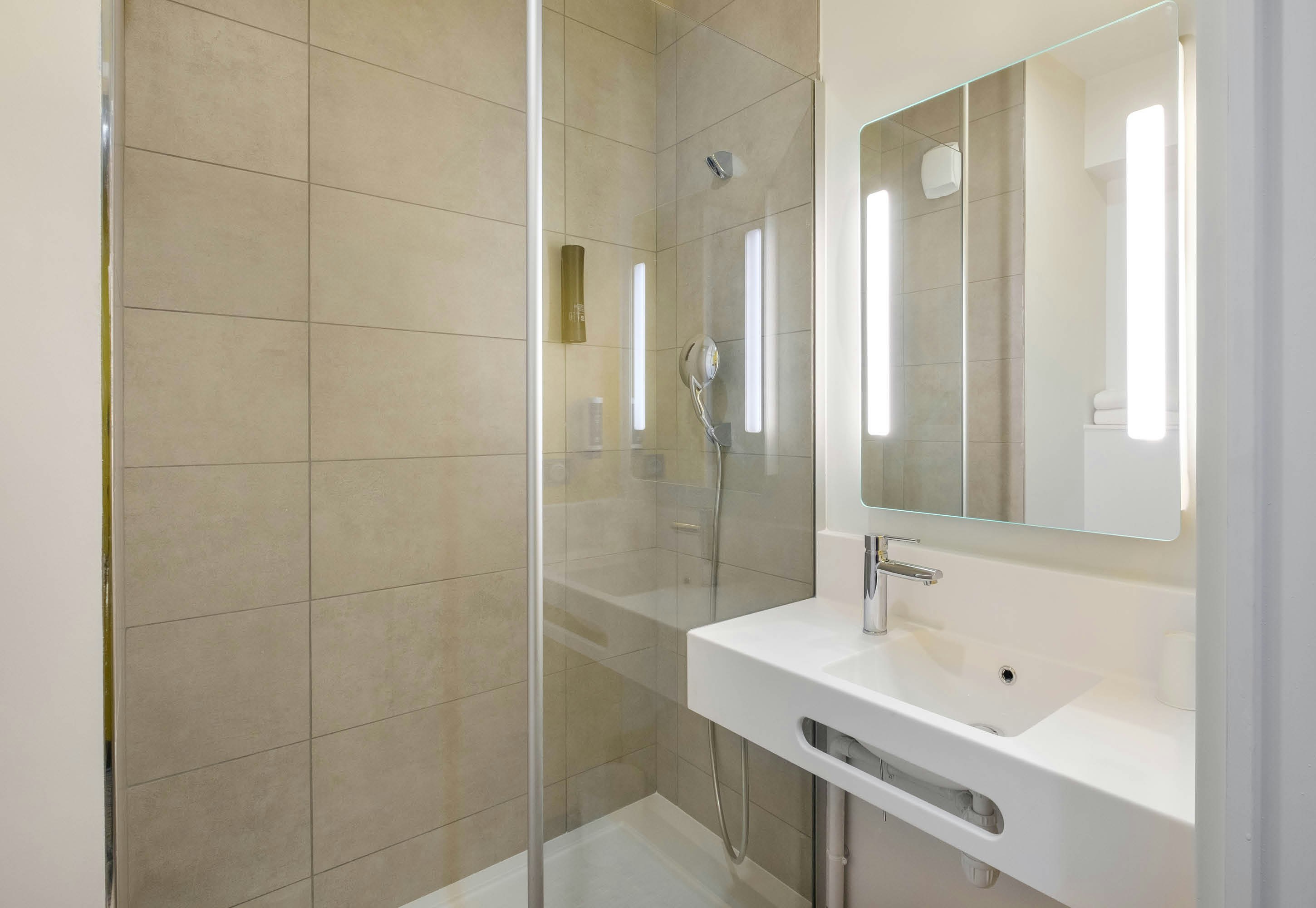 B&B HOTEL Nice Stade Riviera 38/38