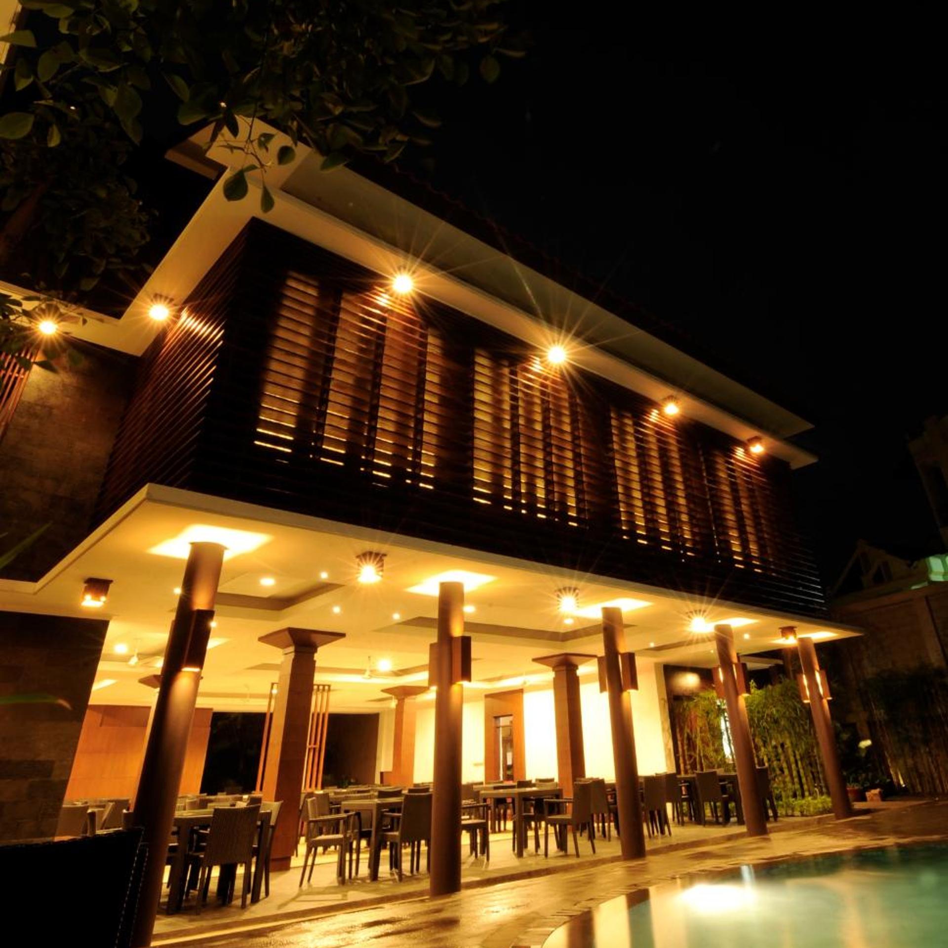 Surya Kencana Seaside Hotel 3/50