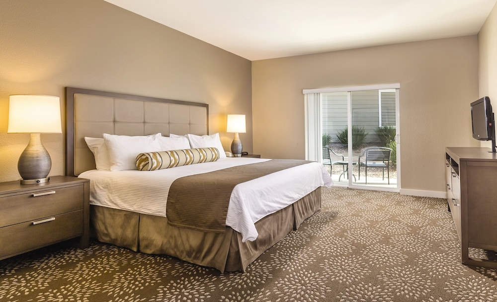 1 Bedroom, Deluxe, Apartment, King Bed, Murphy Bed، Worldmark Windsor 4/7