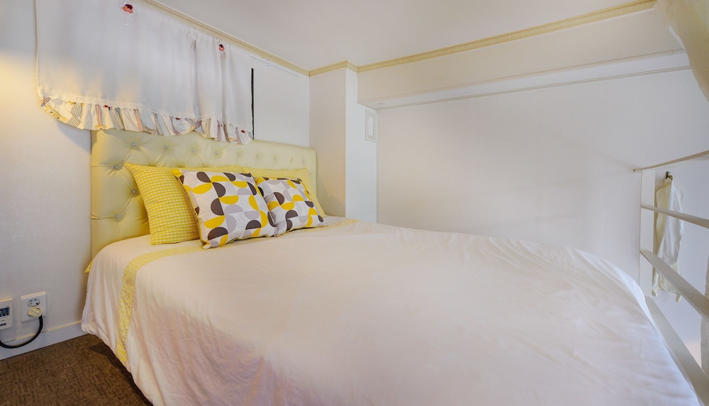 Tongyeong Honey Spa Pension 11/50