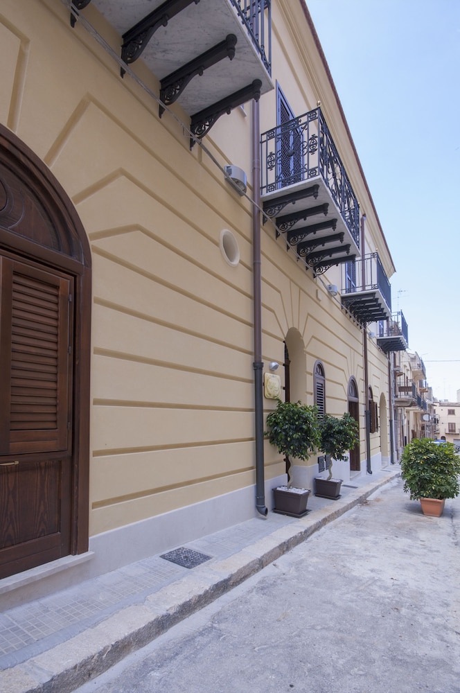 Residenza Le Zagare 32/37