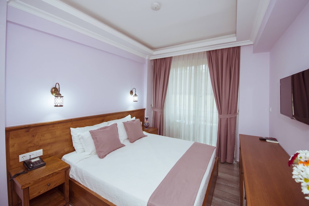 INFINITY CITY HOTEL 7/50