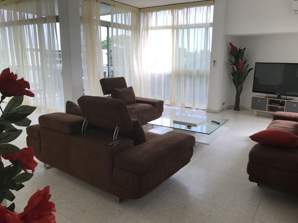 Residence M&N Golf 7/11
