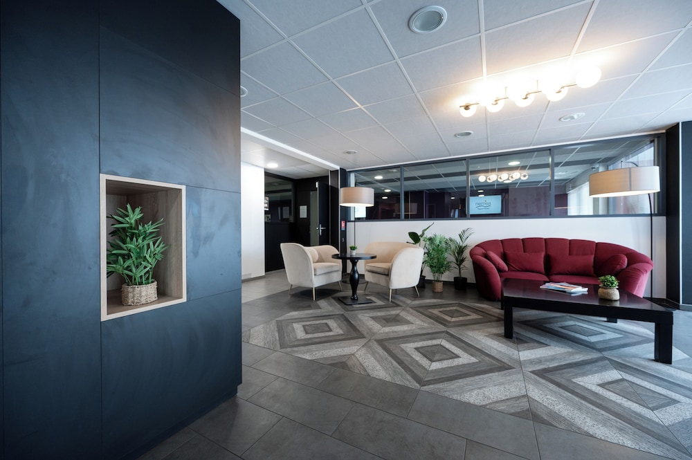 Nemea Appart Hotel Quai Victor Tours Centre 11/73
