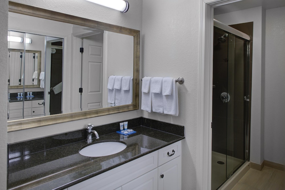 Hyatt House Fishkill Poughkeepsie 63/64