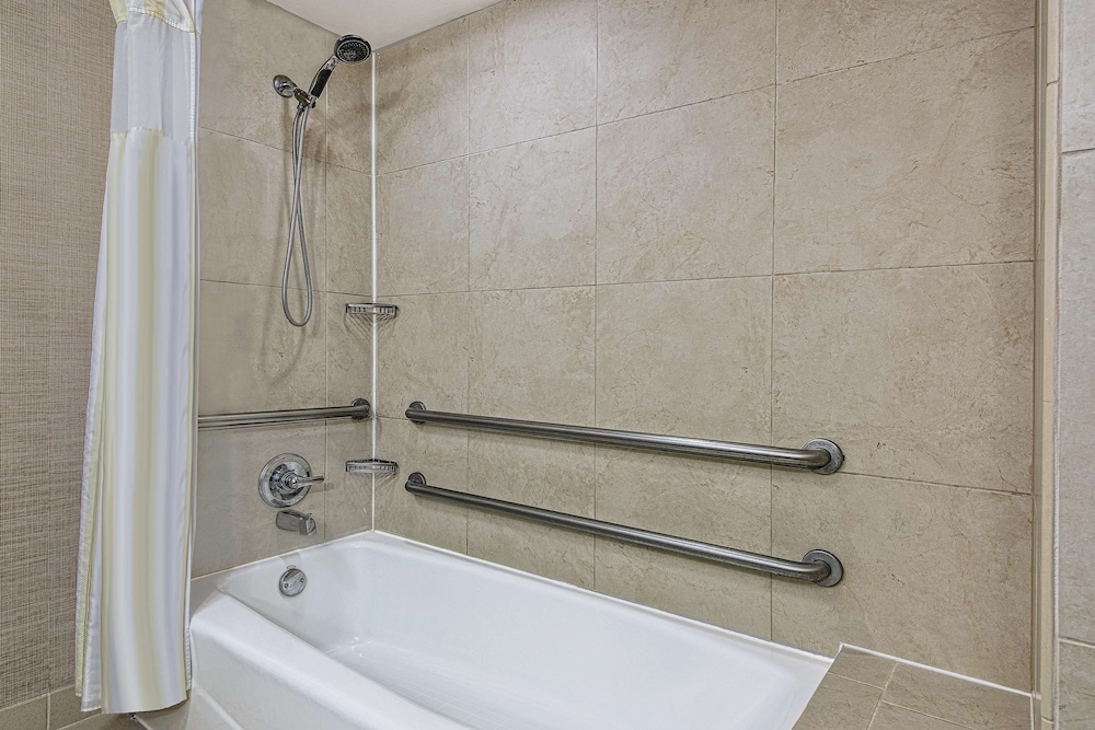 Hilton Garden Inn San Antonio Airport Hotel 12/59