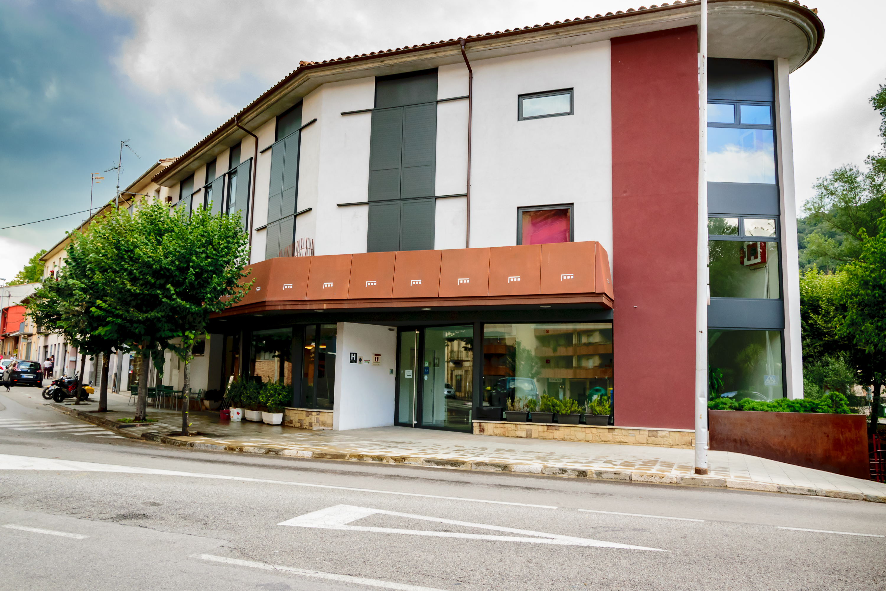 ESTACIO HOTEL 3/50