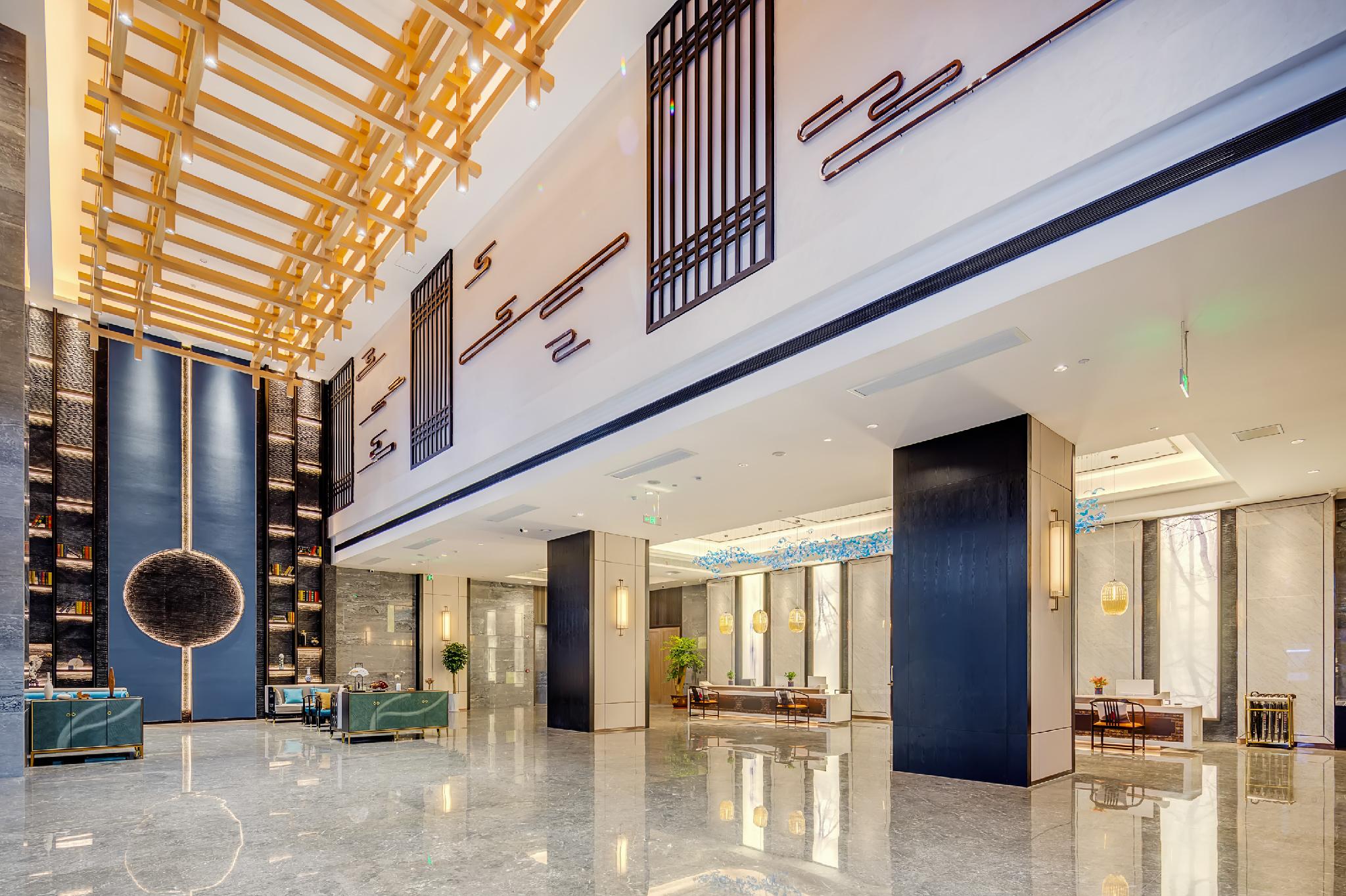 Rezen Dong Hotel (Anqing Taixin square) 9/23