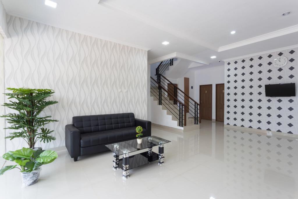 Reddoorz Plus Boulevard Residence Bsd 25/29