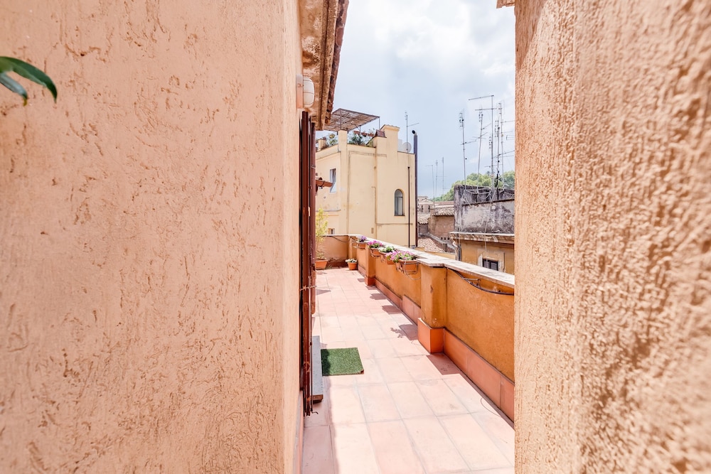 Romantic House in Trastevere 22/33