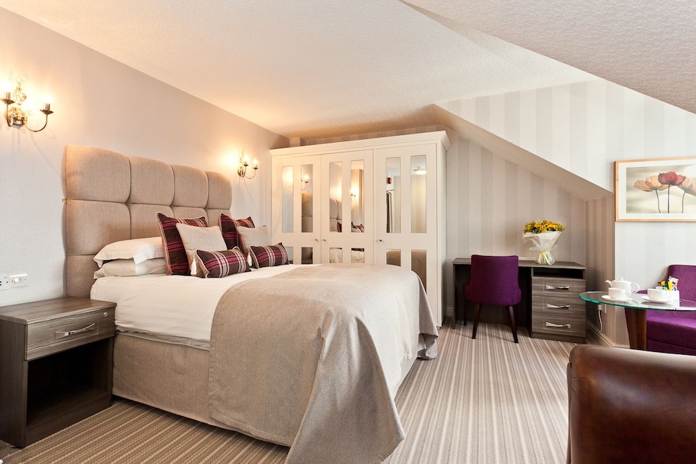 Windermere Hillthwaite Hotel 11/84