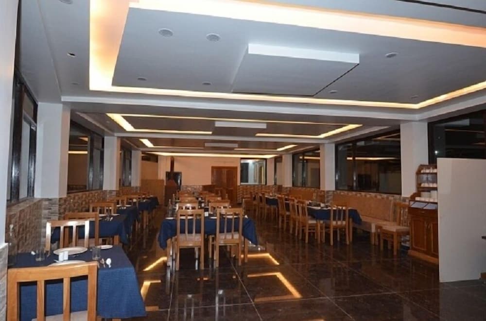 Hotel Uttarakhand 19/29
