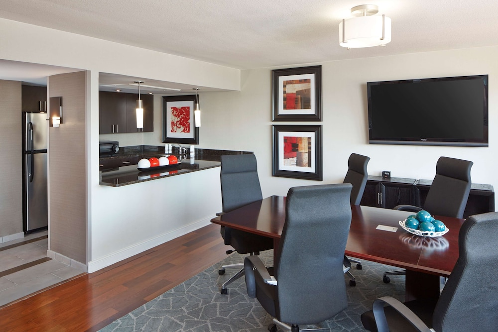 Doubletree By Hilton Atlanta Perimeter Dunwoody 49/59
