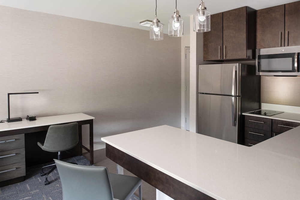 RESIDENCE INN BOSTON CONCORD 55/59