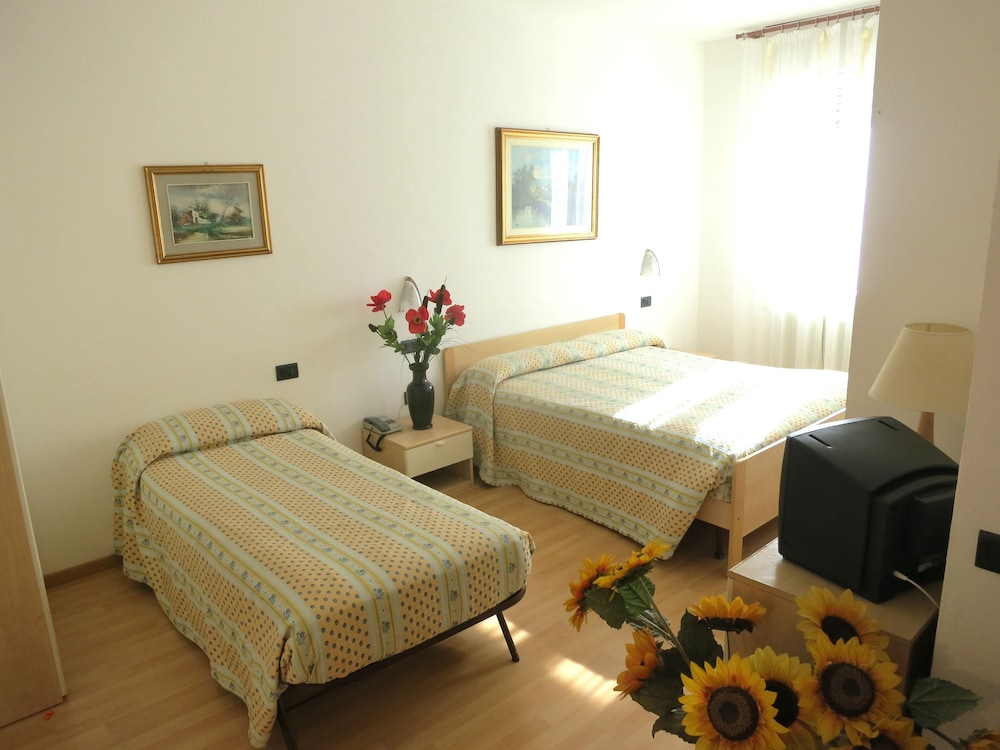 Eco Hotel Zanella 11/29