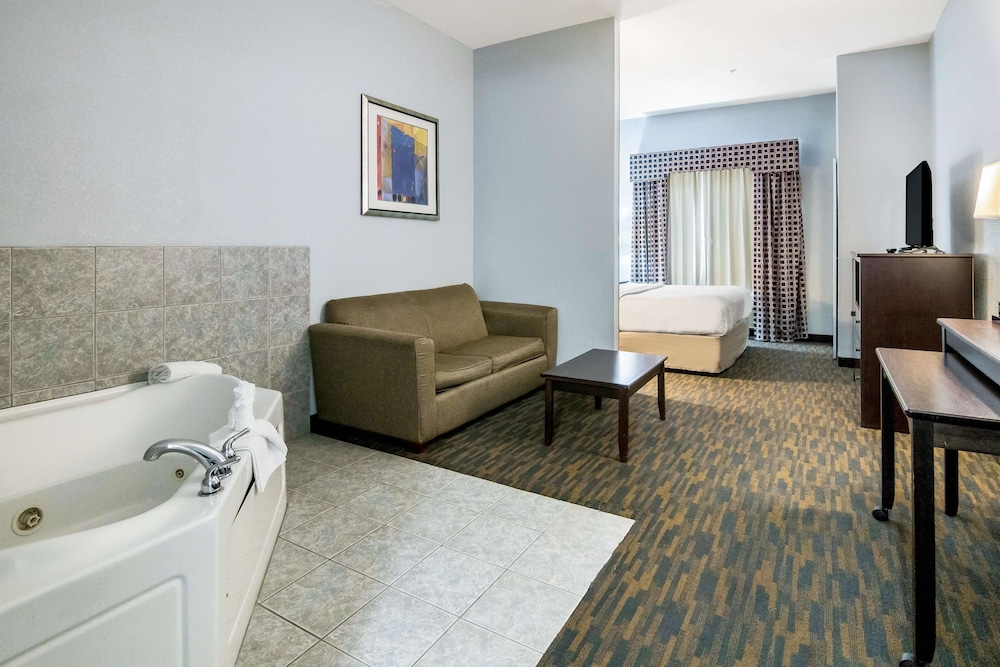 Baymont by Wyndham Mineral Wells 30/36