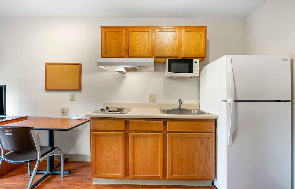 Extended Stay America - Select Suites Indianapolis - Plainfield 44/54