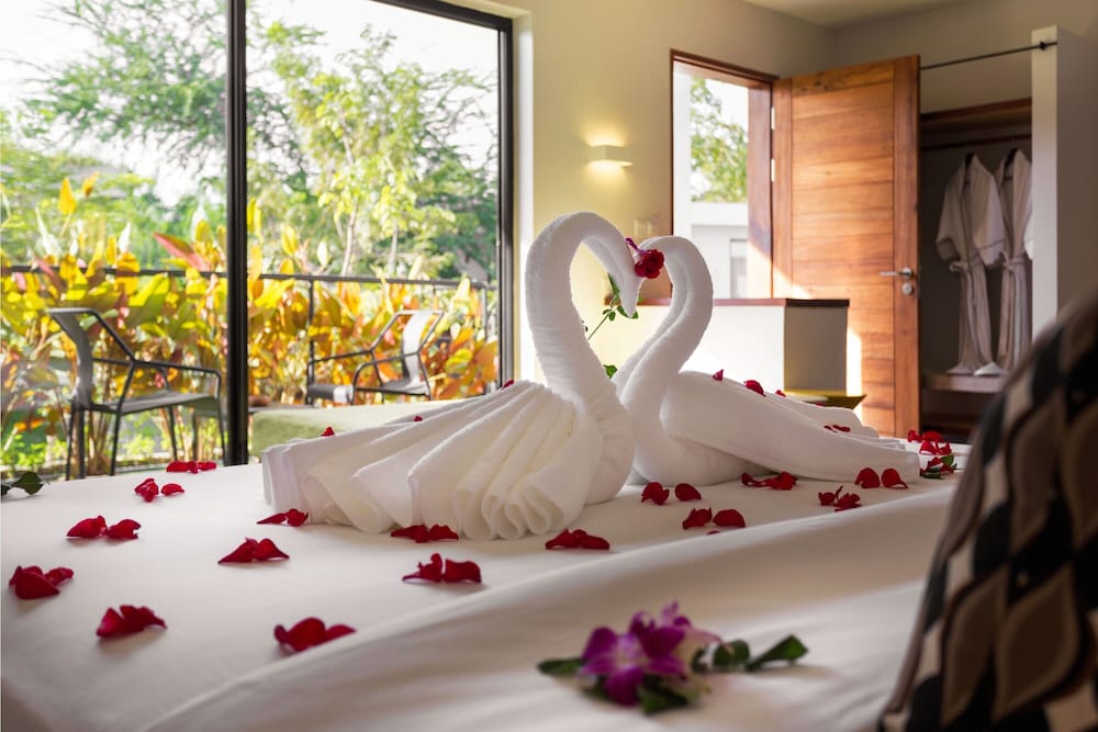 Hillocks Hotel Spa 16/60