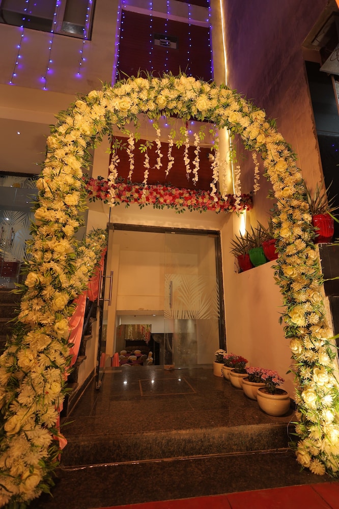 Anand Villa 7/50