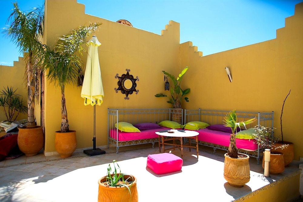 Riad Safir 43/49
