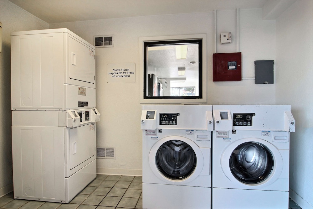 Motel6 San Angelo, TX 45/54