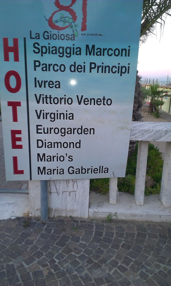 Hotel Maria Gabriella 1/40