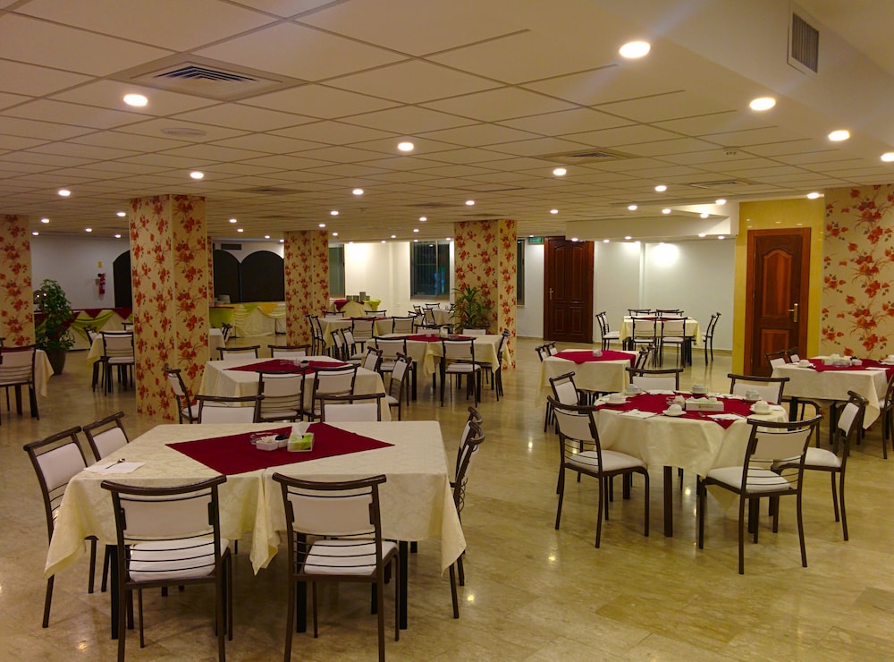 City Inn Palace Hotel 40/50