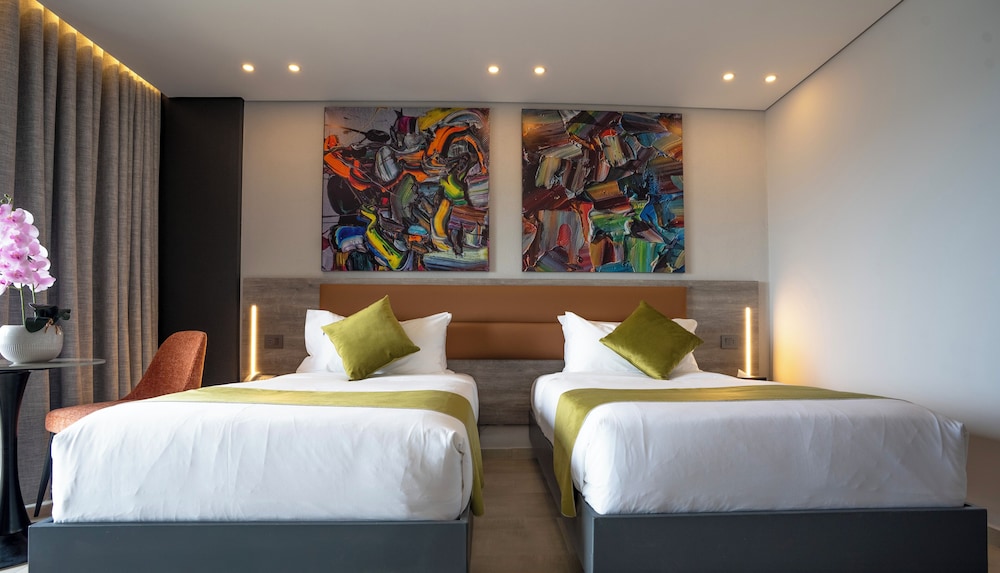 Beverly Beach Hotel 16/38