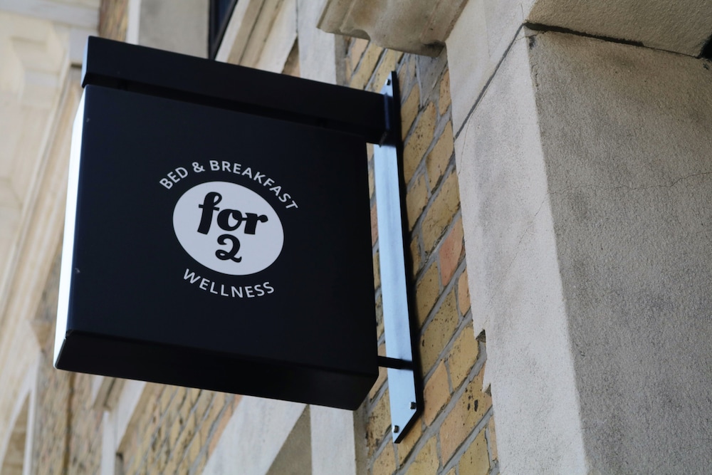 B And B For 2 Wellness For 2 18/48