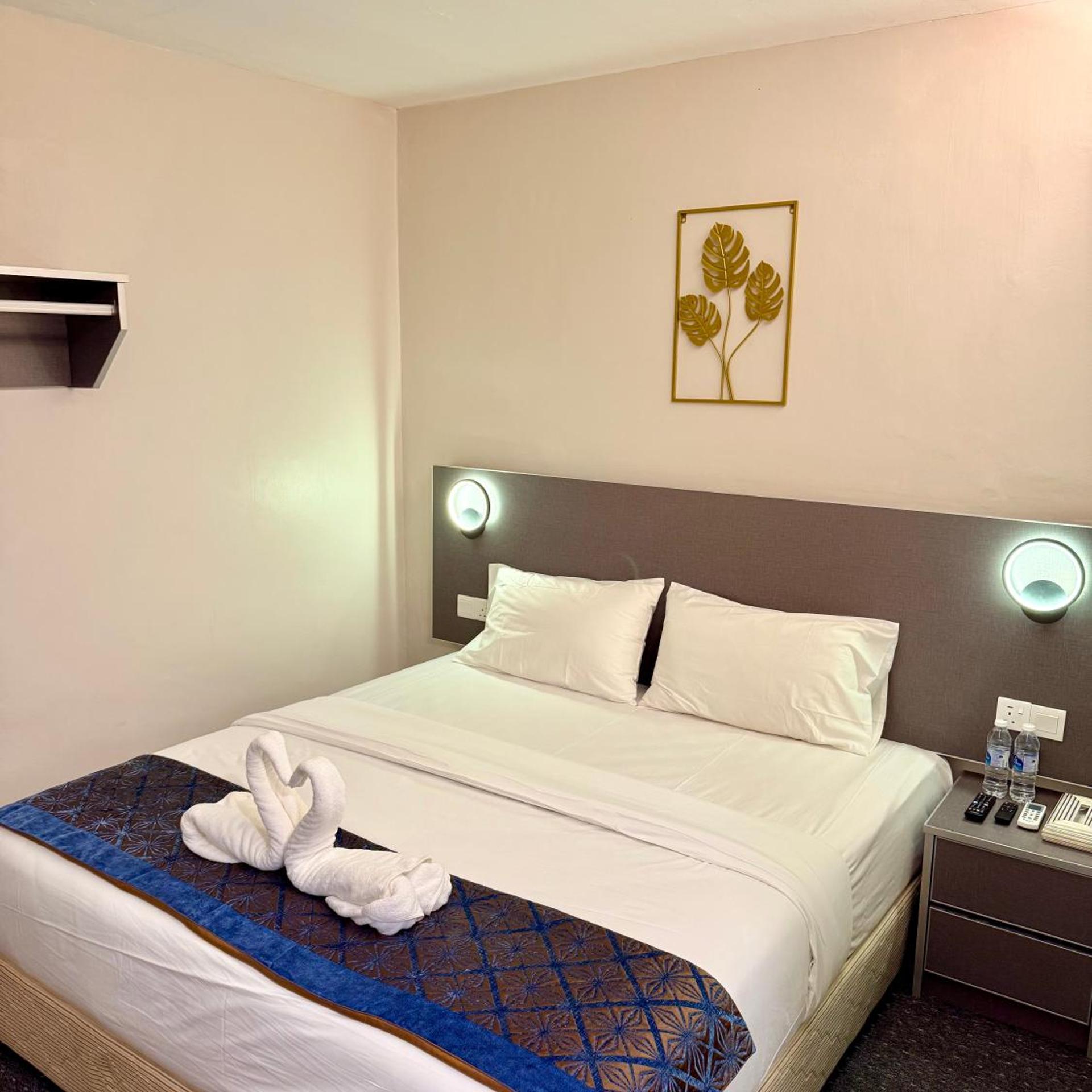OYO 44043 First Garden Hotel 37/54