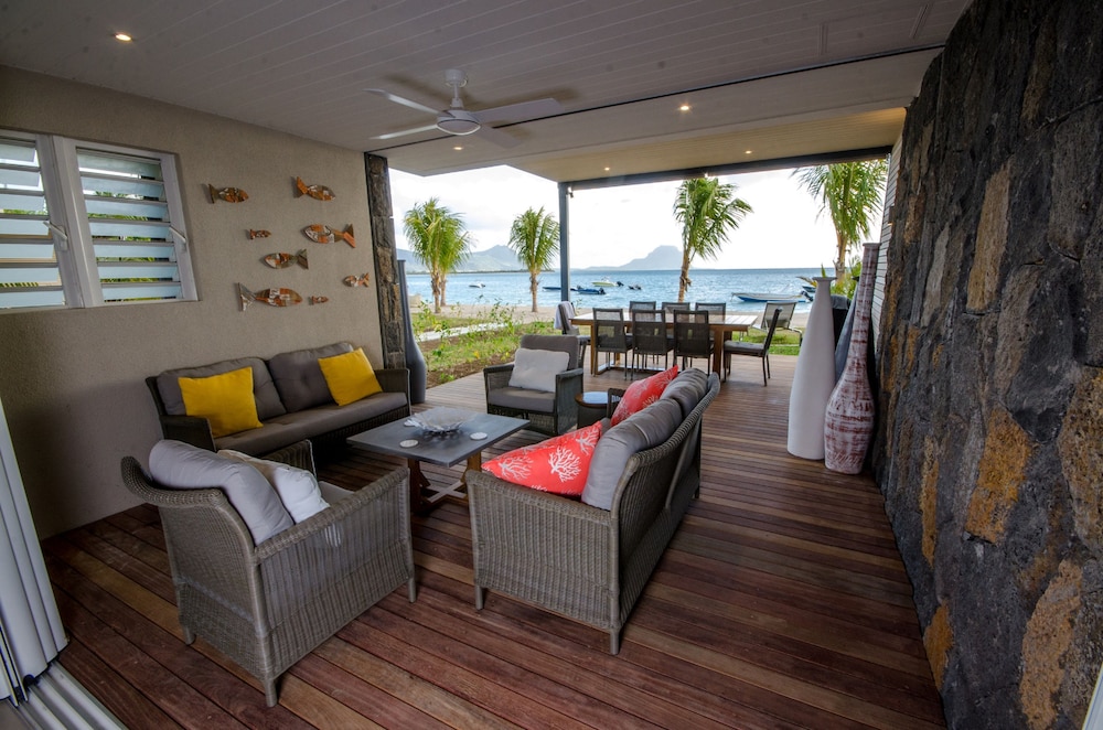 L'escale Beachfront Luxury Suite By Dream Escapes 36/54