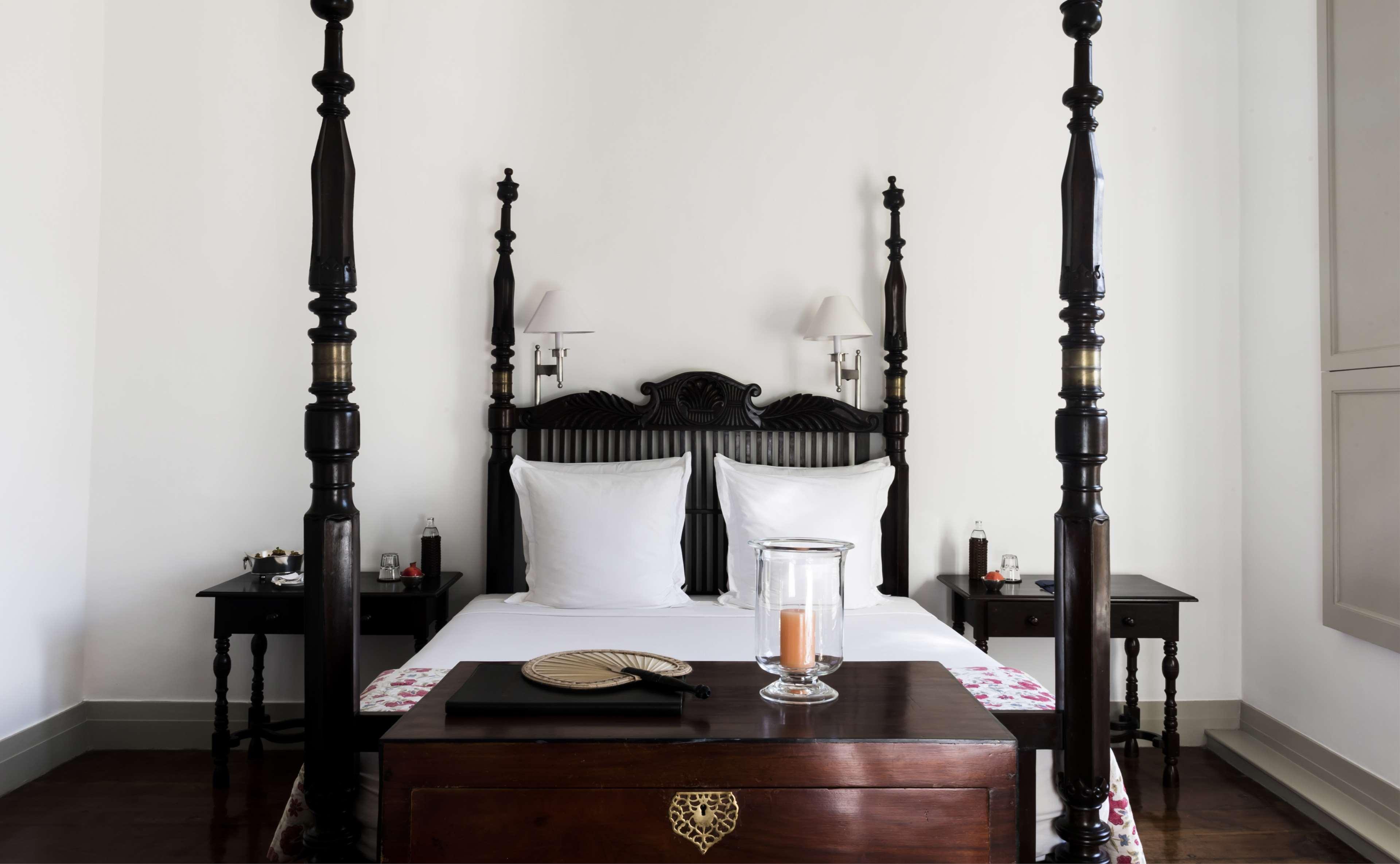 Garden, Twin Beds