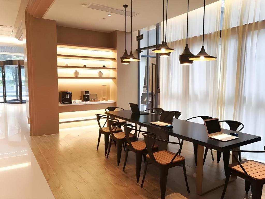 Jinjiang Inn Select (Xiamen International Airport) 32/41
