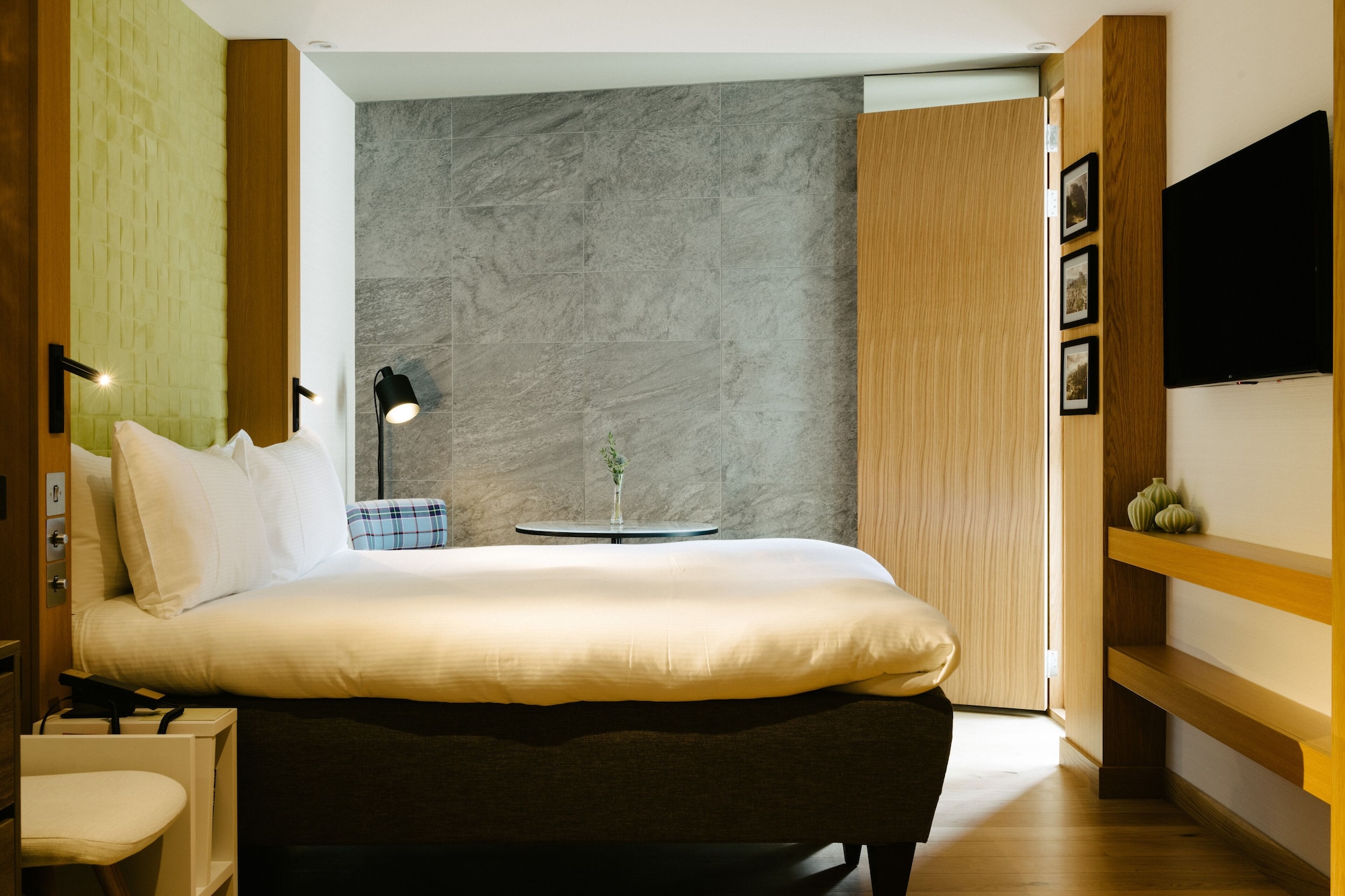 room, accessible