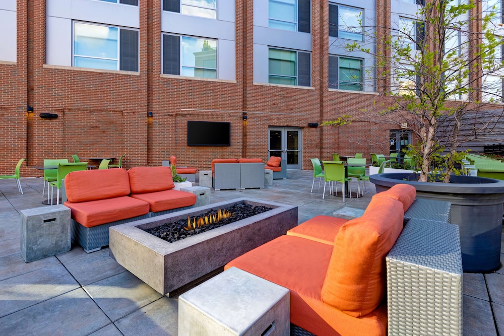 Hyatt Place Bloomington/Normal 38/56