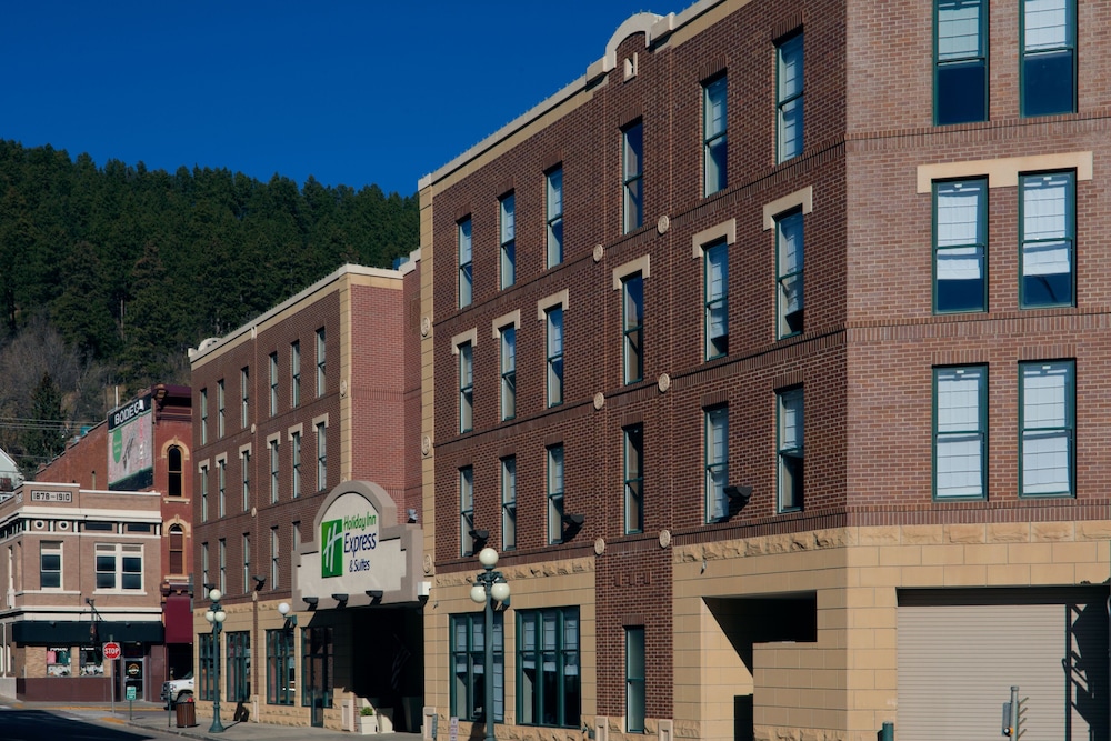 Holiday Inn Express And Suites Deadwood Gold Dust Casino 3/78
