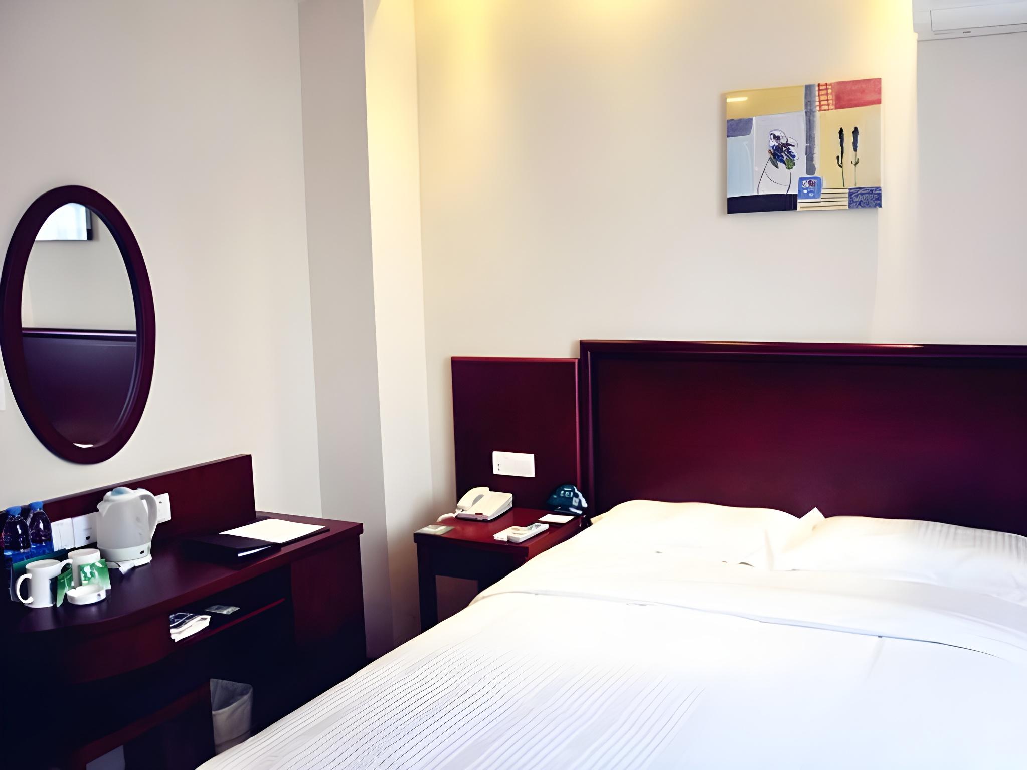 Room, Single