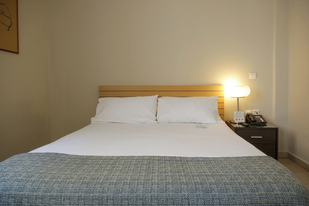 BUDGET, BASIC, DOUBLE BED