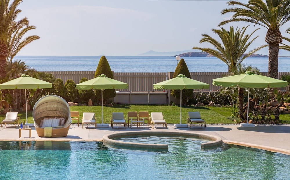 Divani Escape - Adults Only 3/67