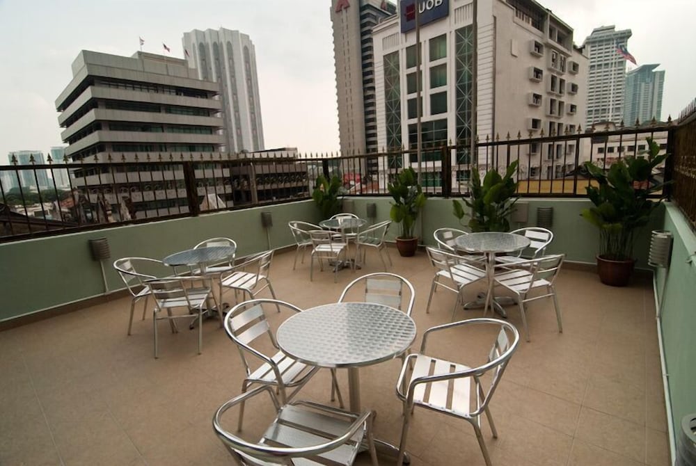 Hotel A-One 20/22