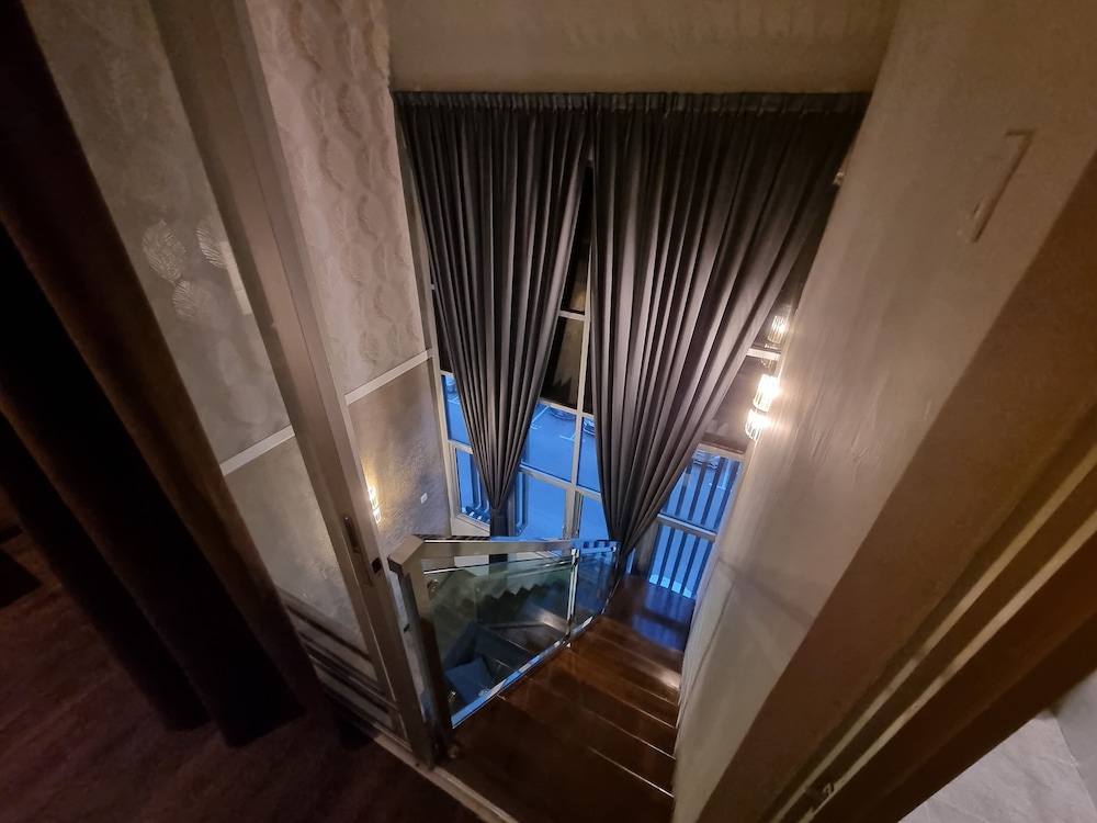 Miico Hotel Mount Austin 39/58