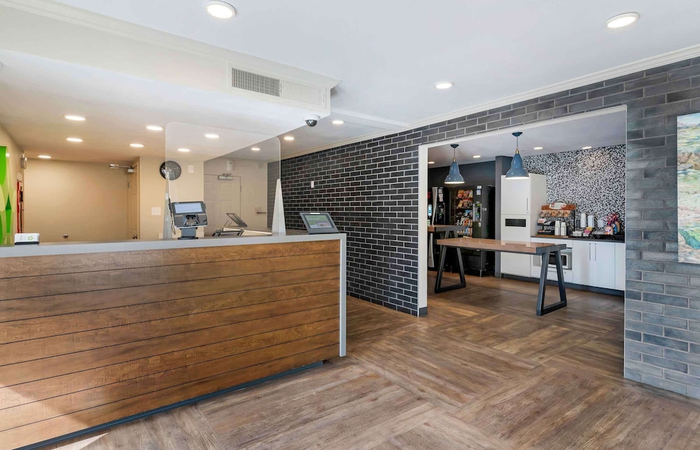 Extended Stay America Suites San Francisco San Mateo SFO 6/55