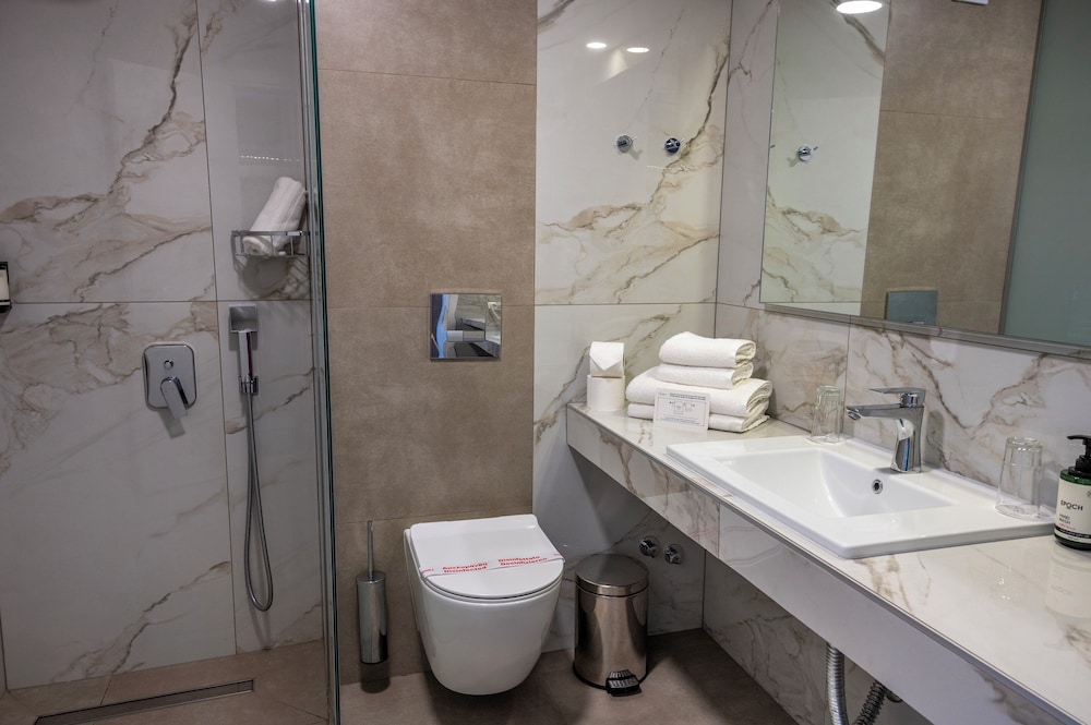 Kriopigi Hotel 103/104