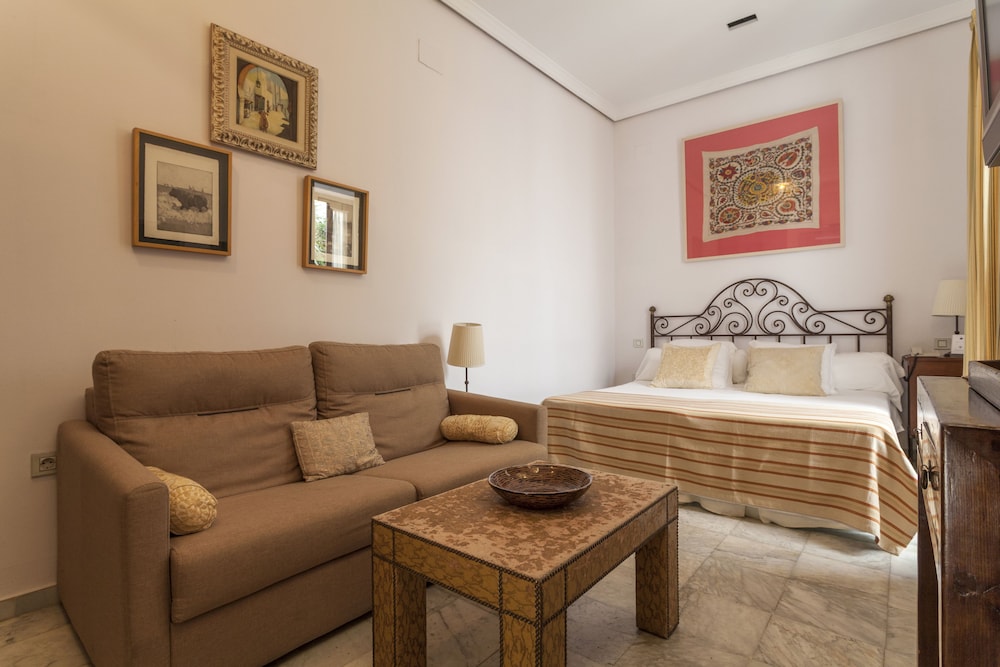 La Casa Del Maestro Boutique 22/50