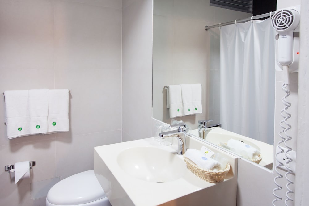 HOTEL SANTA CRUZ 31/60