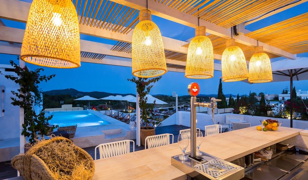 Gatzara Suites Santa Gertrudis 63/76